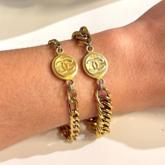 Repurposed Chanel Pendant in Figaro Bracelet - Picture 2 of 3